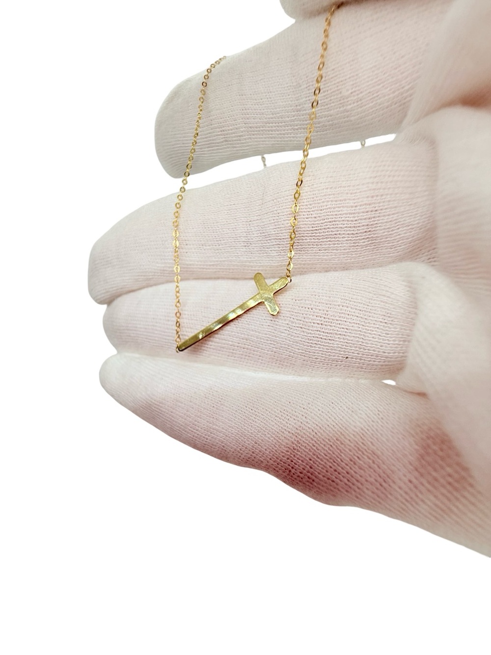 ✨ Stunning 14K Gold Sideways Cross Necklace ✨ - Picture 10 of 17